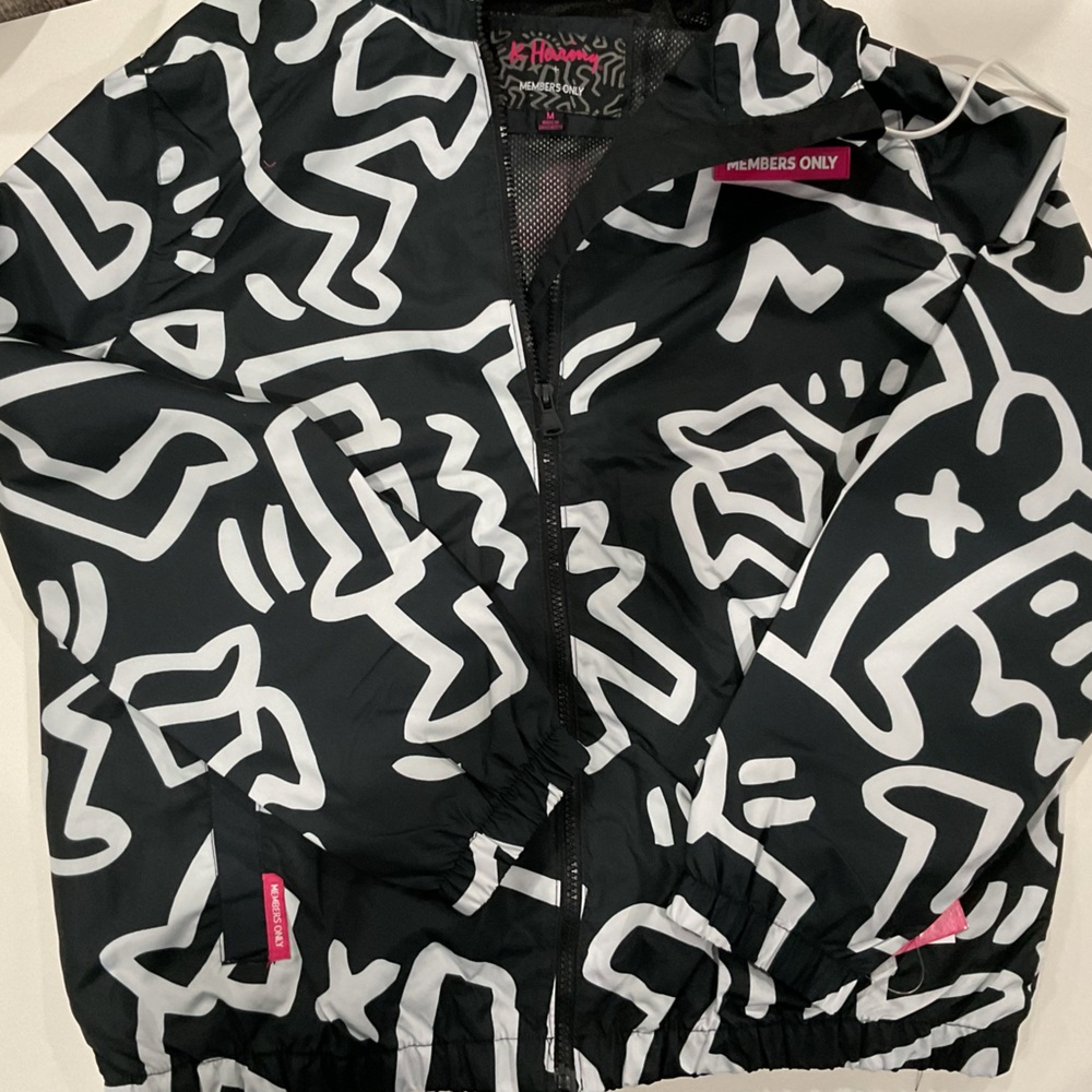 K Haring members only jacket size medium nwt iconic heart